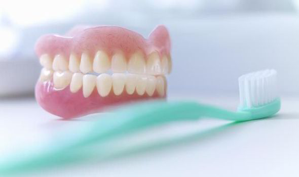 How Much Do Dentures Cost: Can I Afford Them?